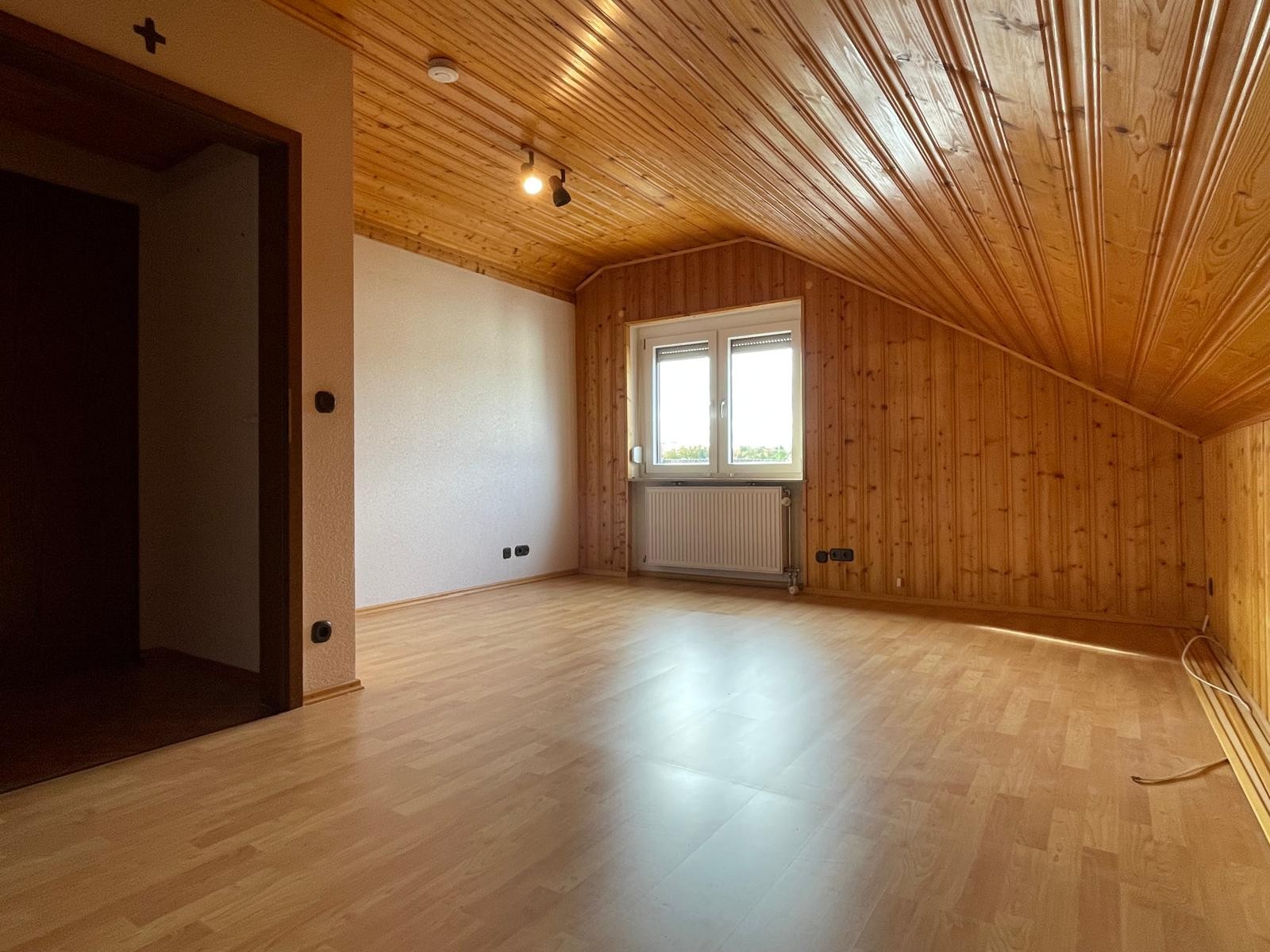 Schlafzimmer DG