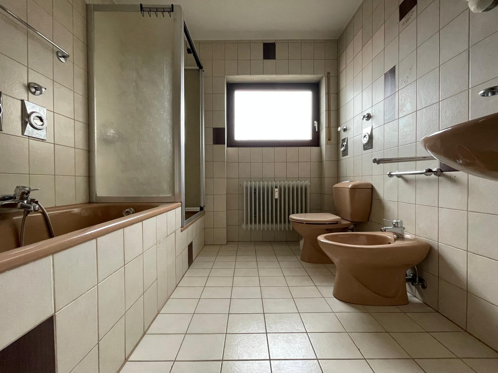 Badezimmer1 Badezimmer1