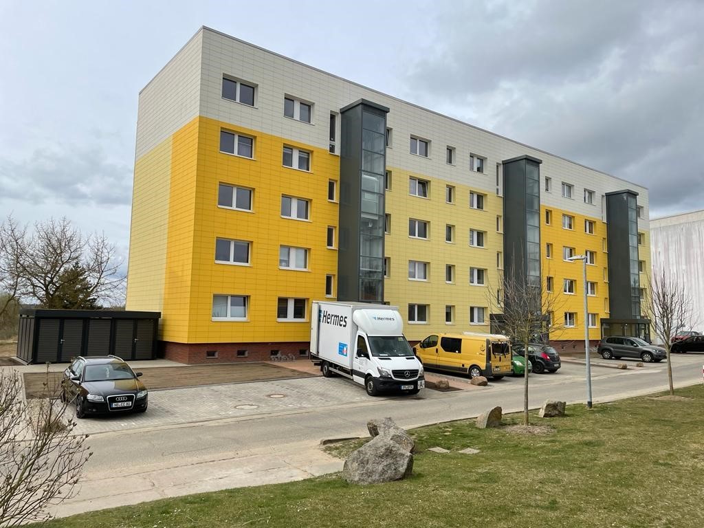 Vorderansicht -Eingang 7 -9